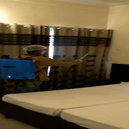 Hotel Rose Lodge Pune Esterno foto