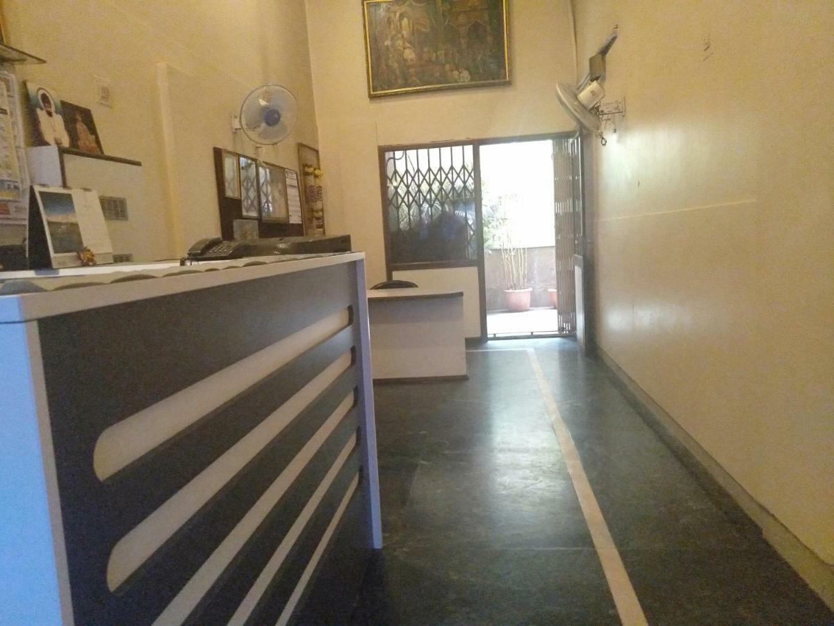 Hotel Rose Lodge Pune Esterno foto